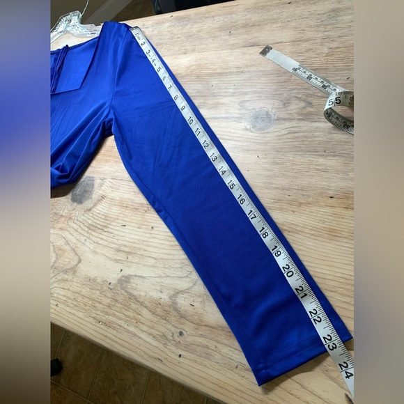 Long Sleeve Square Neck Bodycon Midi Dress - Picture 8 of 14